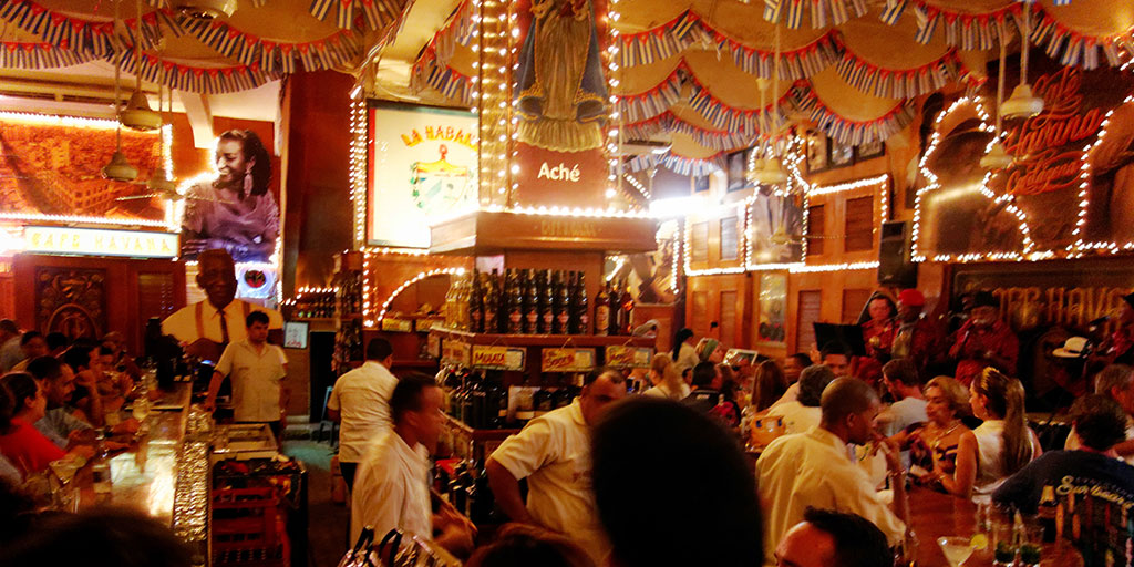Ambiente en Café Havana